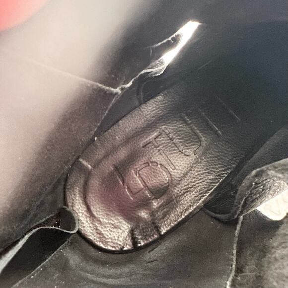 LD Tuttle The Marble Twist Knot Black Leather Pointed Ankle Boot Booties 37 - Picture 4 of 12